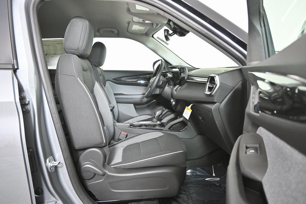 new 2026 Chevrolet TrailBlazer car, priced at $28,880