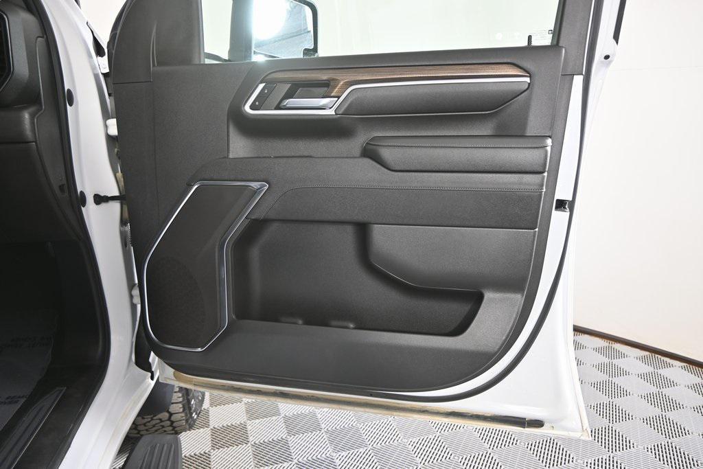 used 2024 Chevrolet Silverado 2500 car, priced at $54,779