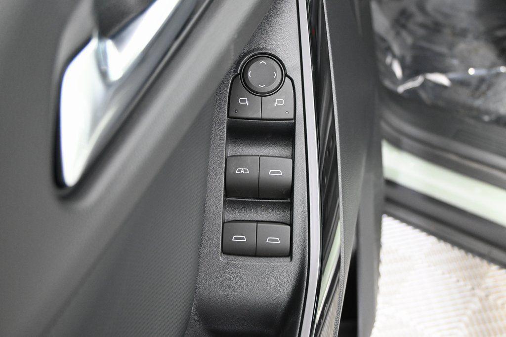 new 2026 Chevrolet Equinox car, priced at $31,945
