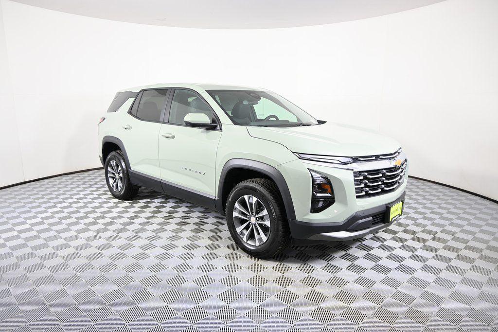new 2026 Chevrolet Equinox car, priced at $31,945