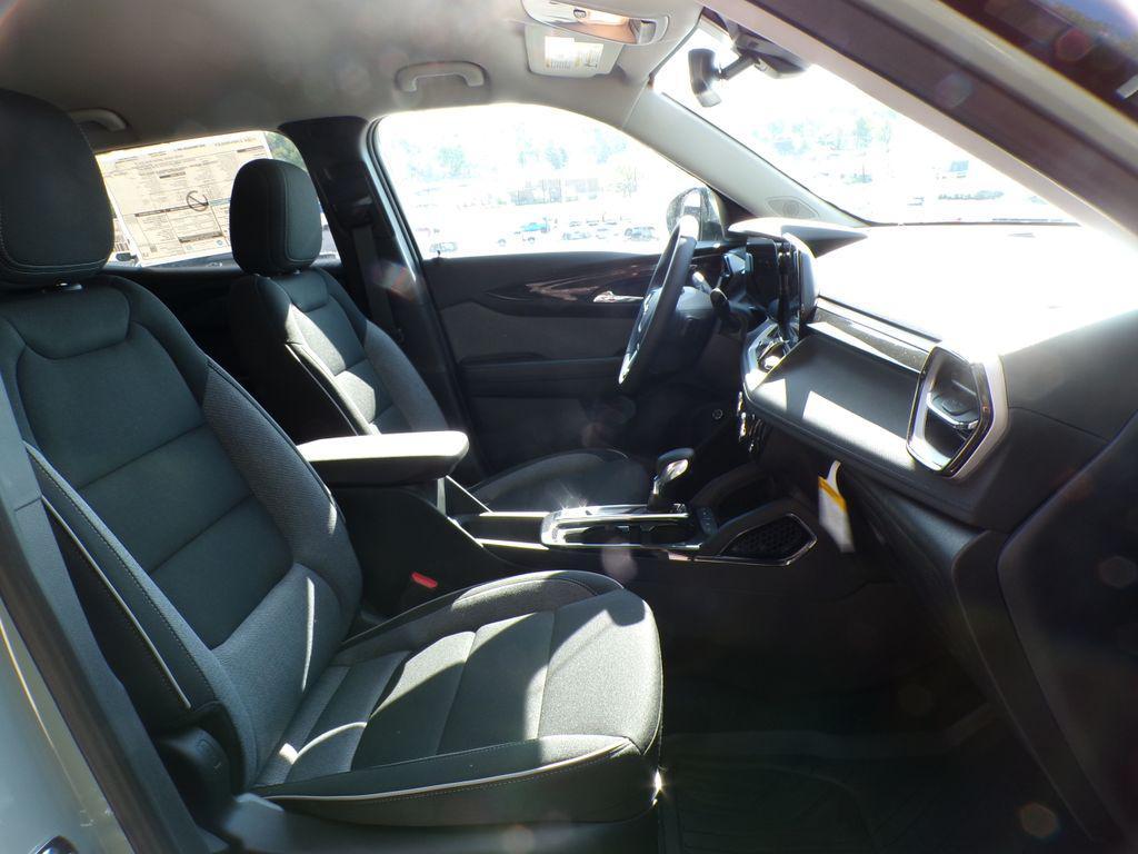 new 2026 Chevrolet TrailBlazer car, priced at $28,895