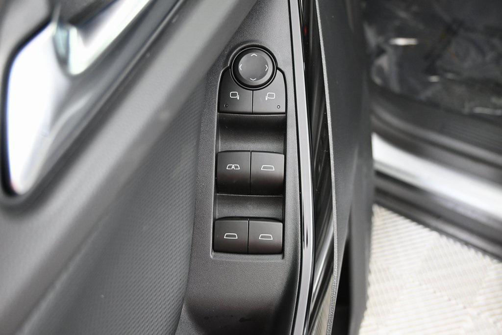 new 2026 Chevrolet Equinox car, priced at $32,950