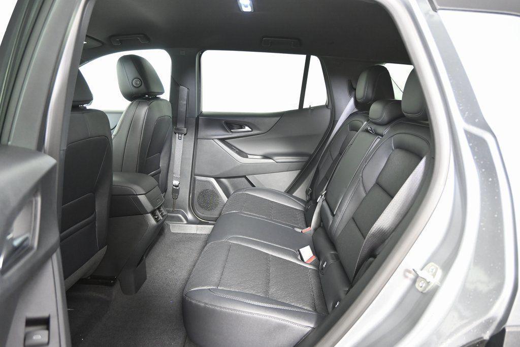 new 2026 Chevrolet Equinox car, priced at $32,815