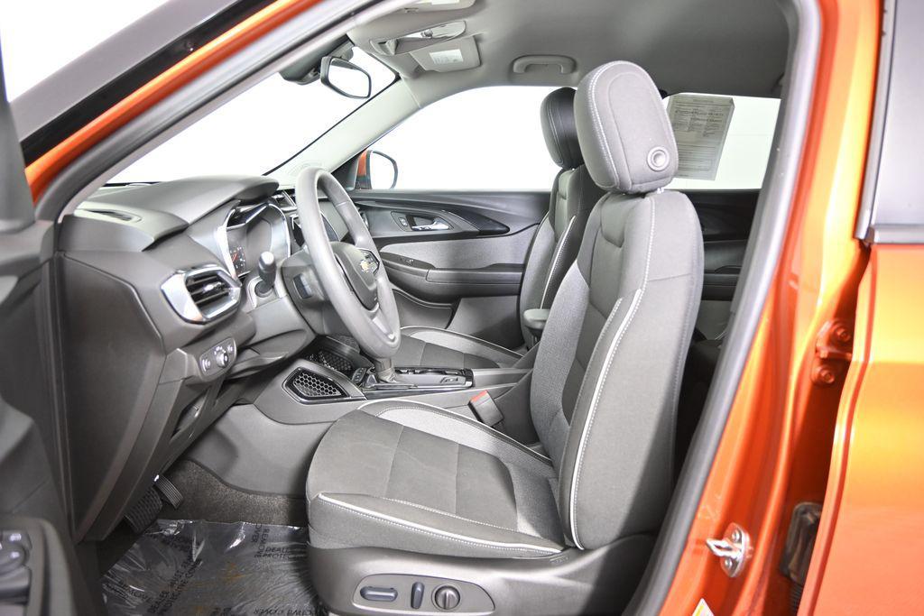 used 2023 Chevrolet TrailBlazer car, priced at $23,129