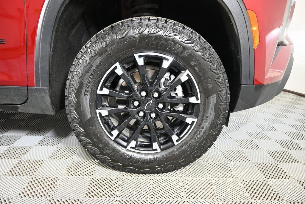 used 2024 Chevrolet Traverse car, priced at $41,979