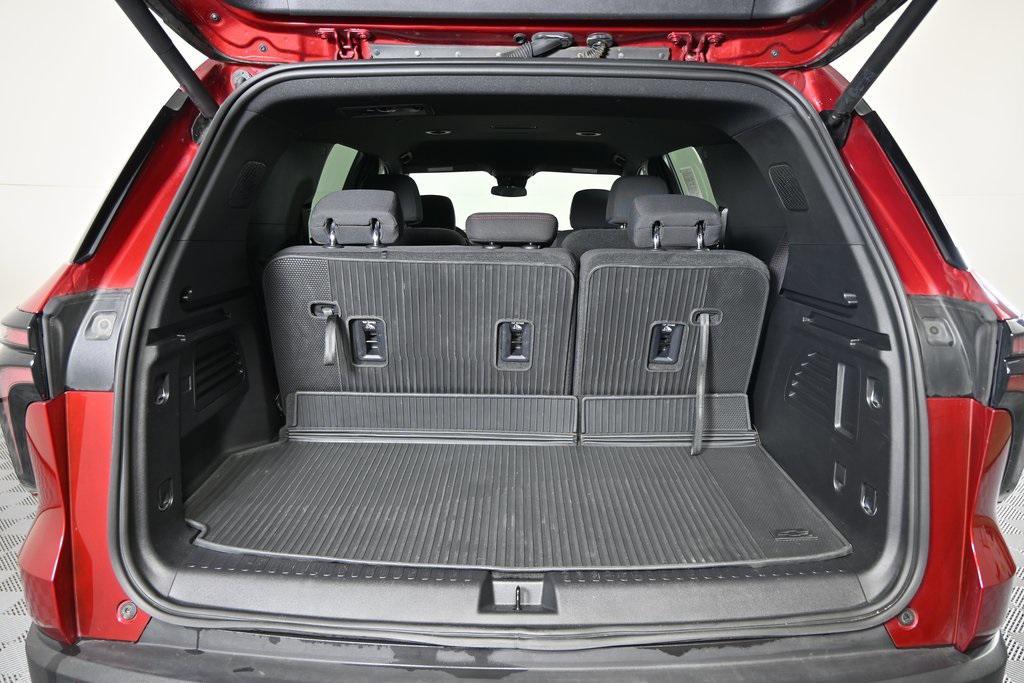 used 2024 Chevrolet Traverse car, priced at $41,979