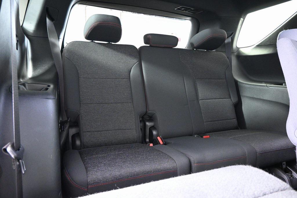 used 2024 Chevrolet Traverse car, priced at $41,979