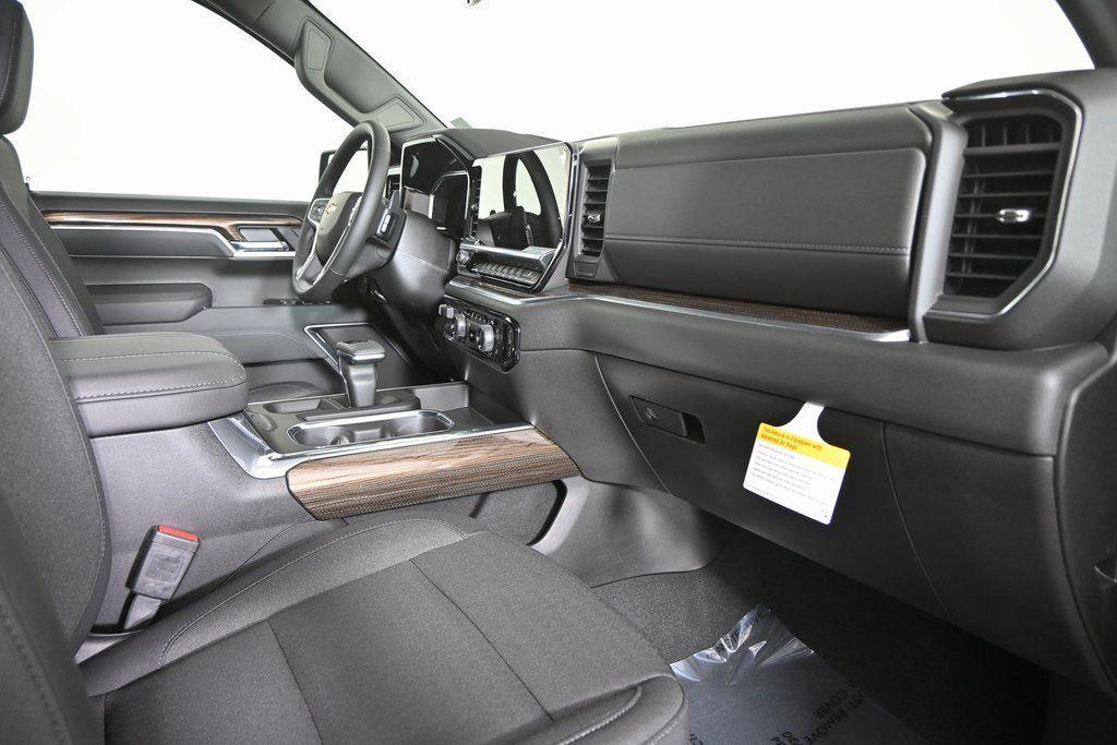 new 2026 Chevrolet Silverado 1500 car, priced at $59,600