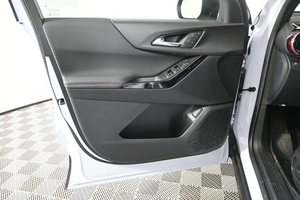 new 2026 Chevrolet Equinox car, priced at $36,865