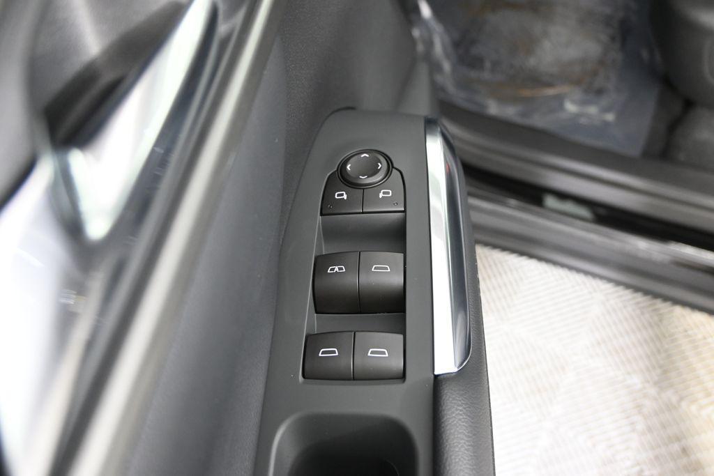 new 2026 Chevrolet Traverse car, priced at $42,820