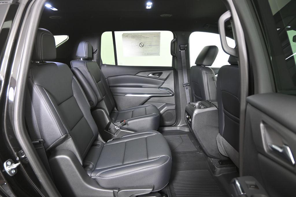 new 2026 Chevrolet Traverse car, priced at $42,820