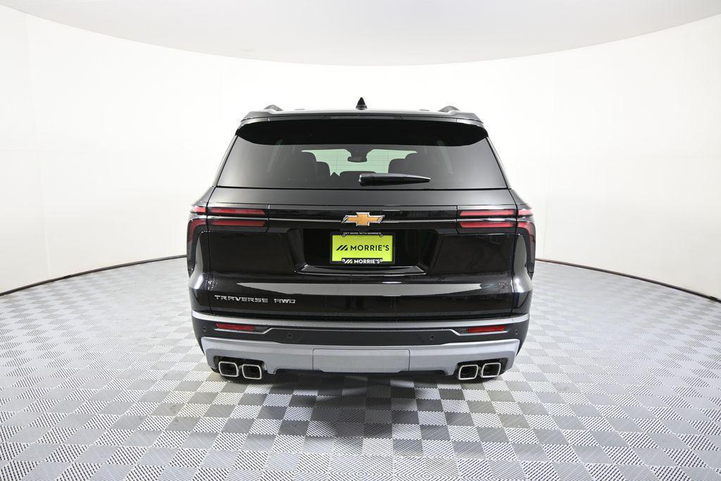 new 2026 Chevrolet Traverse car, priced at $42,820