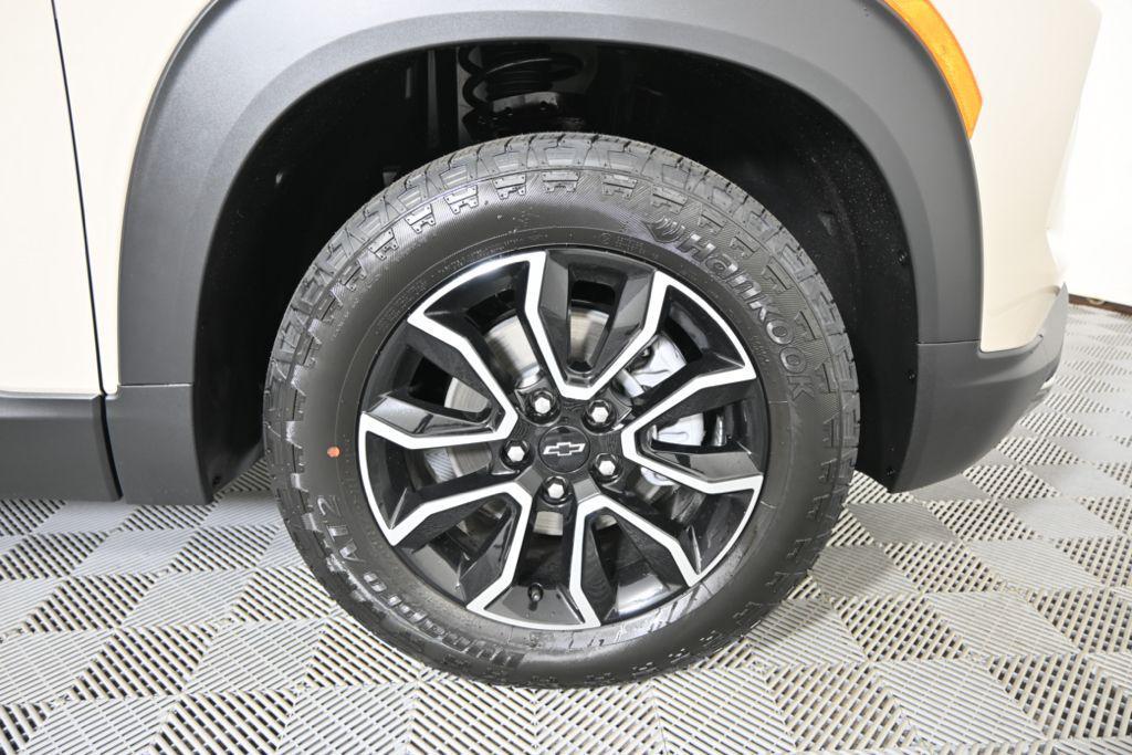 new 2026 Chevrolet TrailBlazer car, priced at $32,570