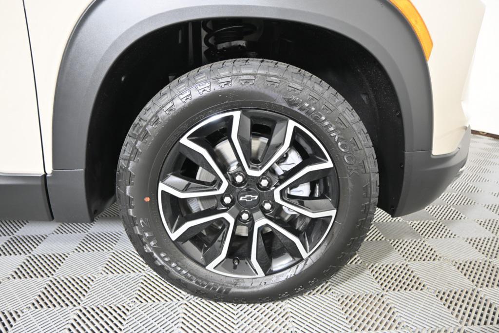 new 2026 Chevrolet TrailBlazer car, priced at $33,570