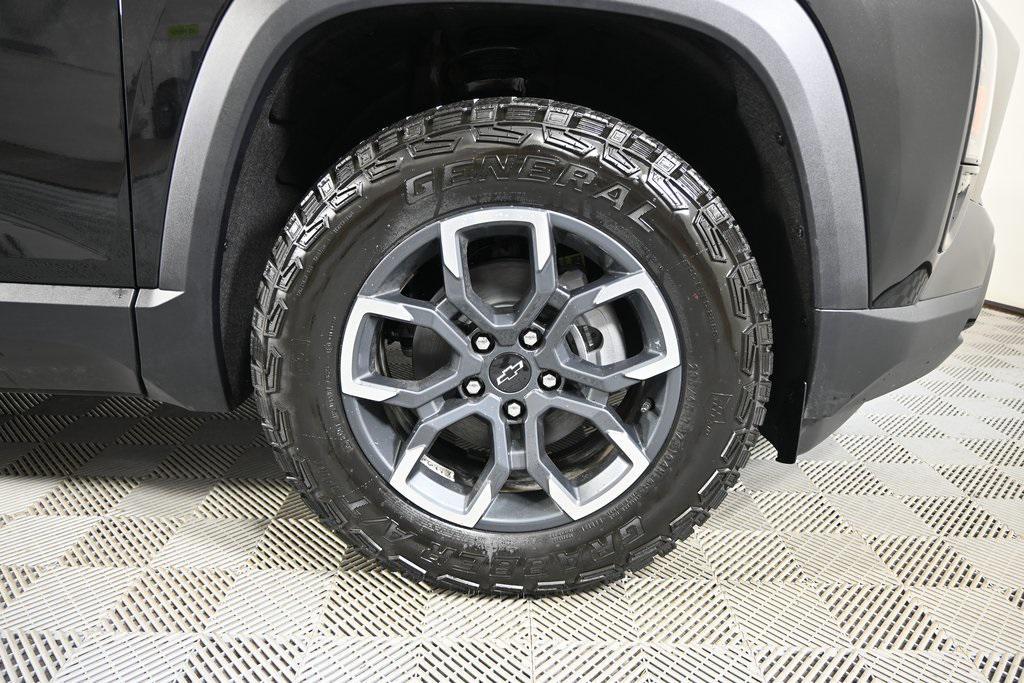 new 2026 Chevrolet Equinox car, priced at $36,648