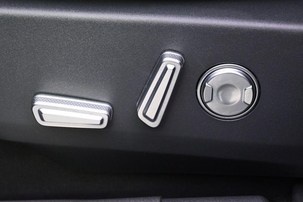 new 2026 Lincoln Nautilus car, priced at $59,458