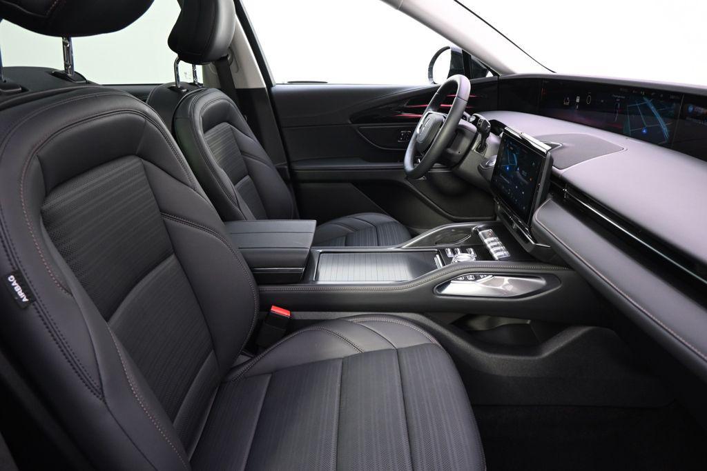 new 2026 Lincoln Nautilus car, priced at $59,458