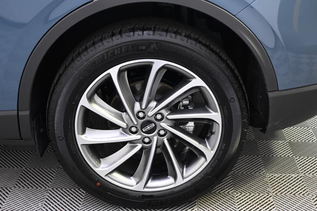 new 2025 Lincoln Corsair car, priced at $38,999