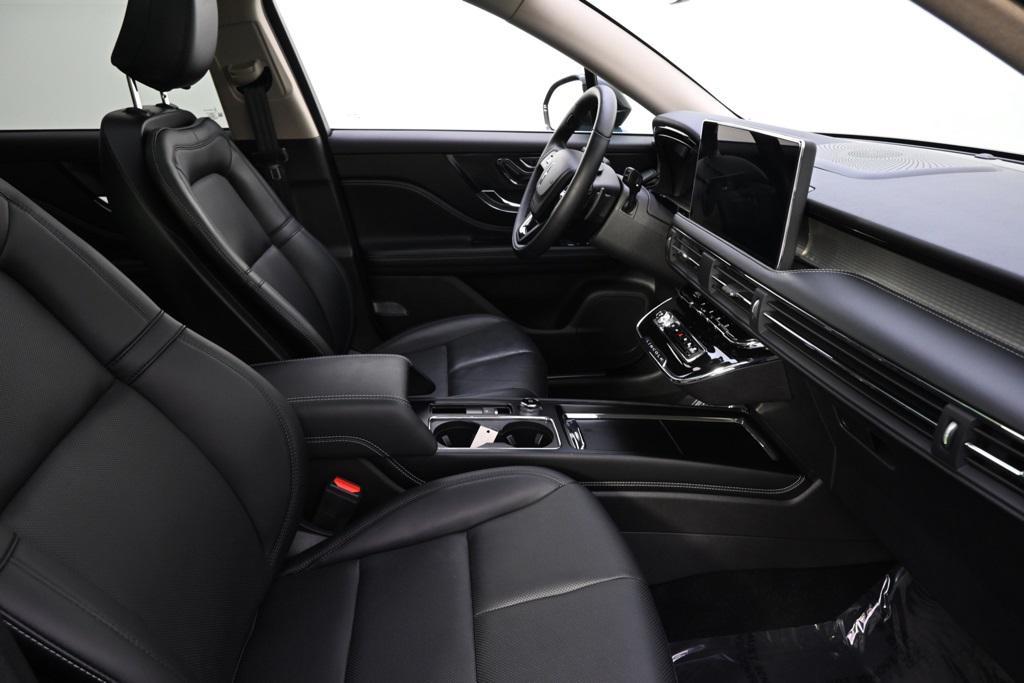 new 2025 Lincoln Corsair car, priced at $38,999