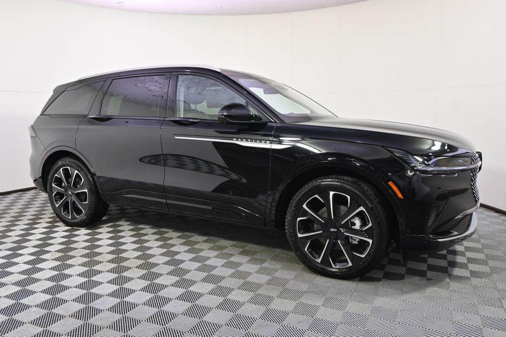 new 2026 Lincoln Nautilus car, priced at $59,911