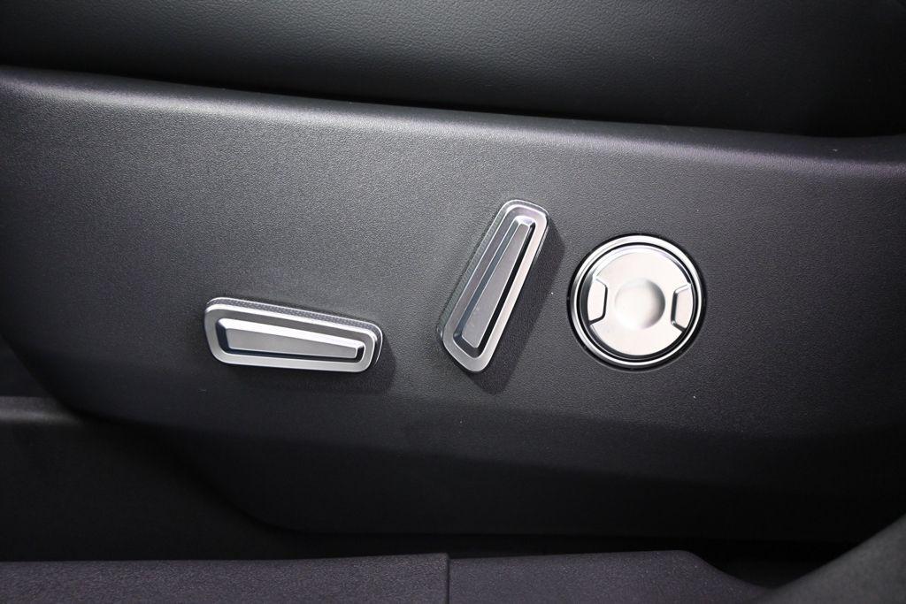 new 2026 Lincoln Nautilus car, priced at $59,911