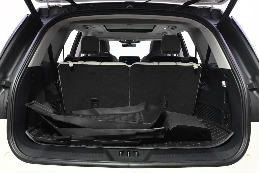 used 2025 Lincoln Aviator car, priced at $66,999