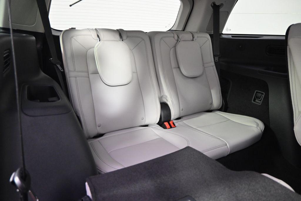 used 2025 Lincoln Aviator car, priced at $66,999