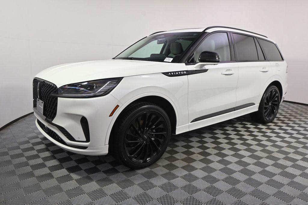 used 2025 Lincoln Aviator car, priced at $66,999