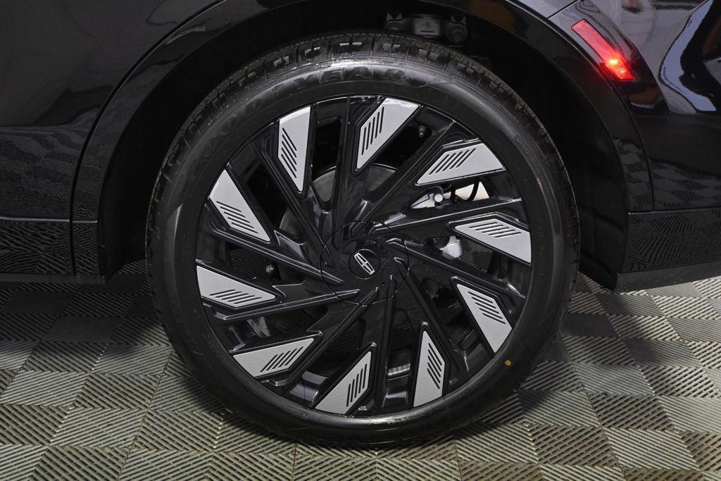 new 2026 Lincoln Nautilus car, priced at $61,828