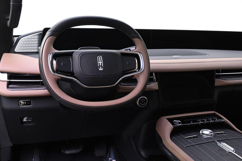 new 2026 Lincoln Navigator car, priced at $117,791