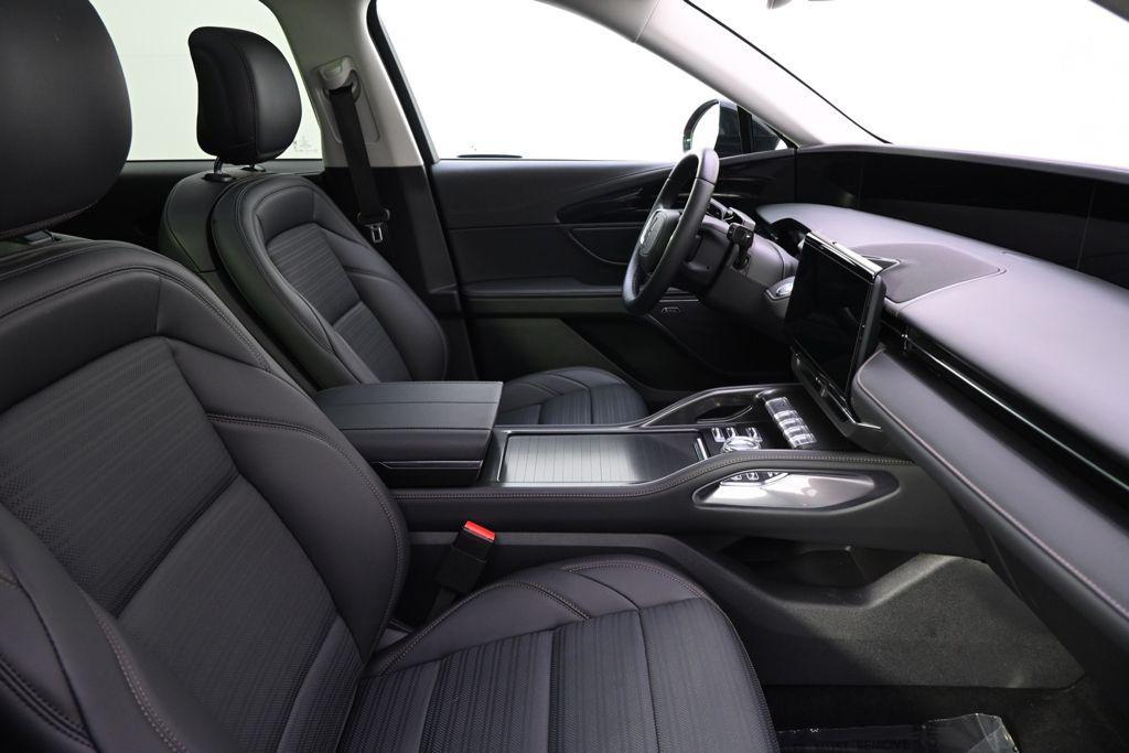 new 2026 Lincoln Nautilus car, priced at $56,238