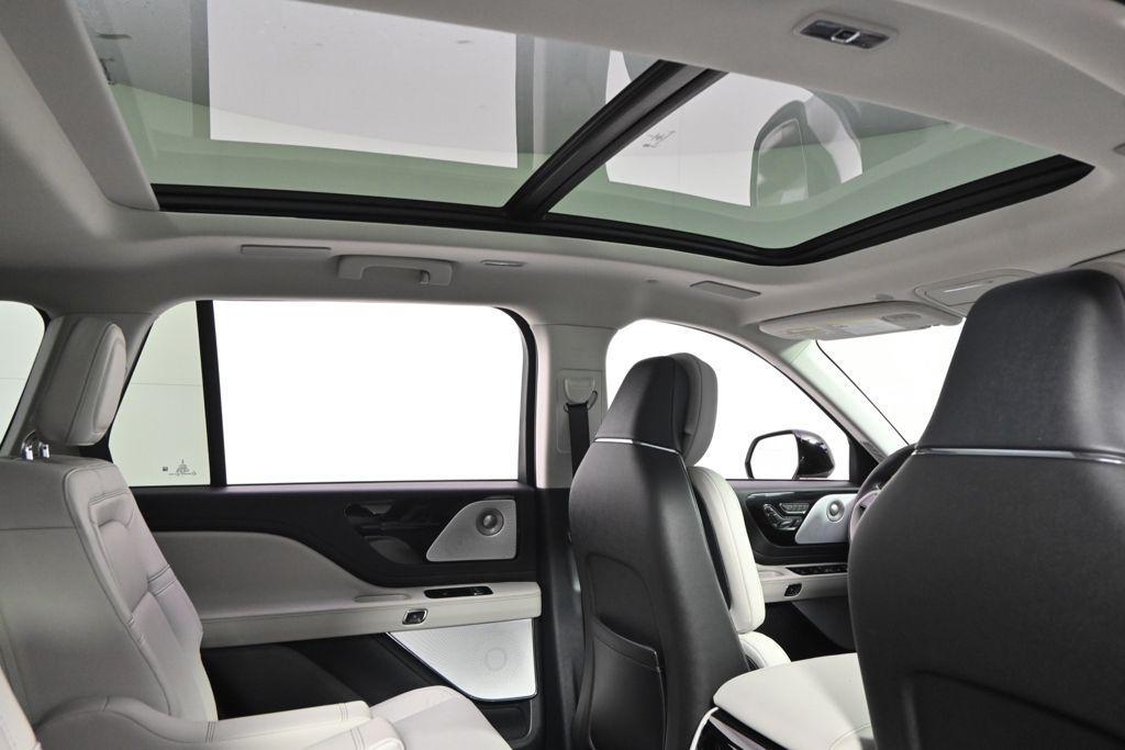 new 2026 Lincoln Aviator car, priced at $71,999