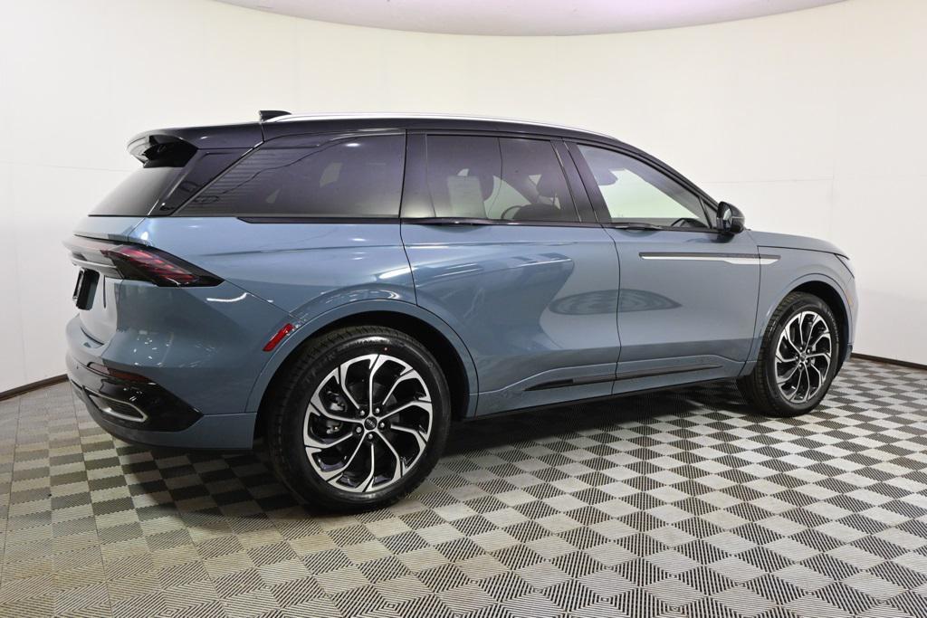 new 2026 Lincoln Nautilus car, priced at $63,205