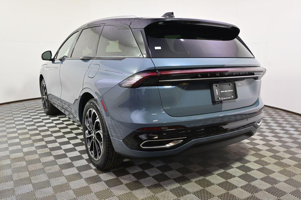 new 2026 Lincoln Nautilus car, priced at $62,705