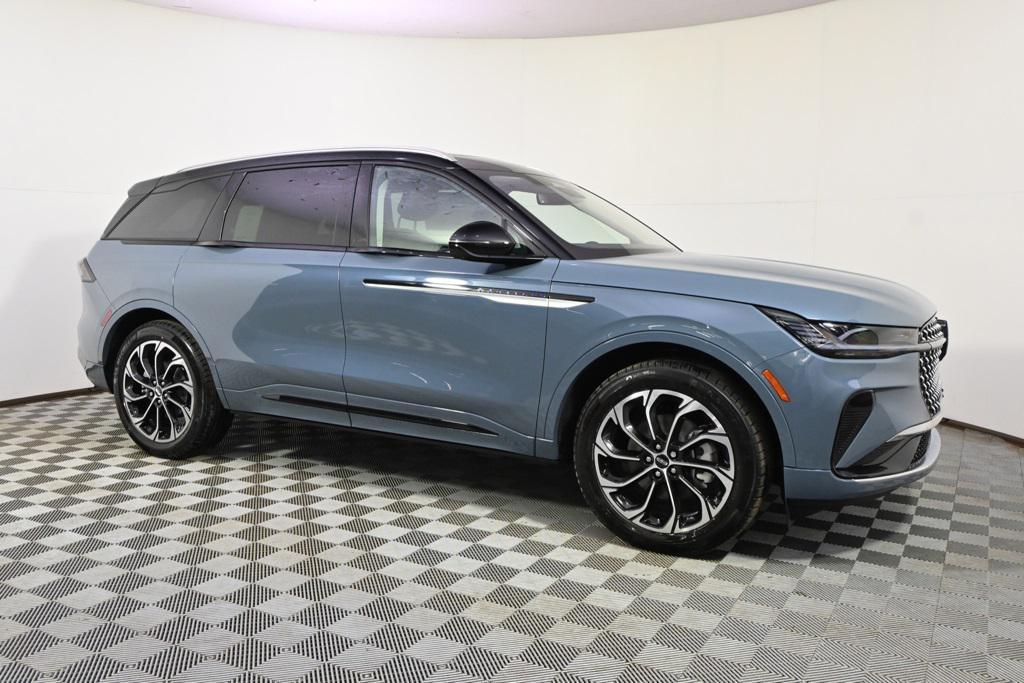 new 2026 Lincoln Nautilus car, priced at $63,205