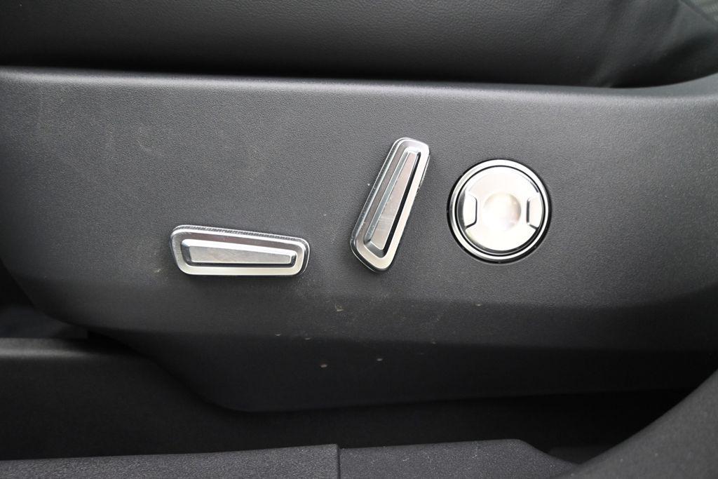 new 2026 Lincoln Nautilus car, priced at $62,705