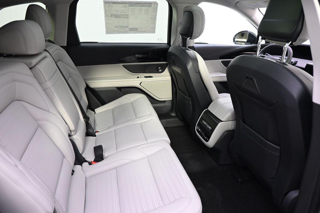 new 2026 Lincoln Nautilus car, priced at $60,232