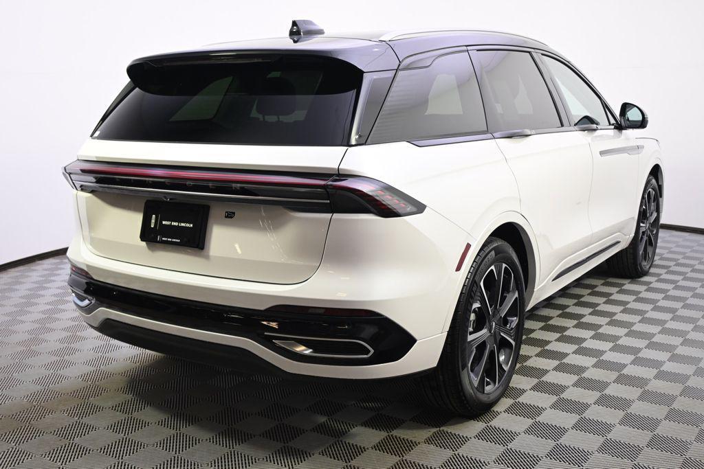 new 2026 Lincoln Nautilus car, priced at $60,232