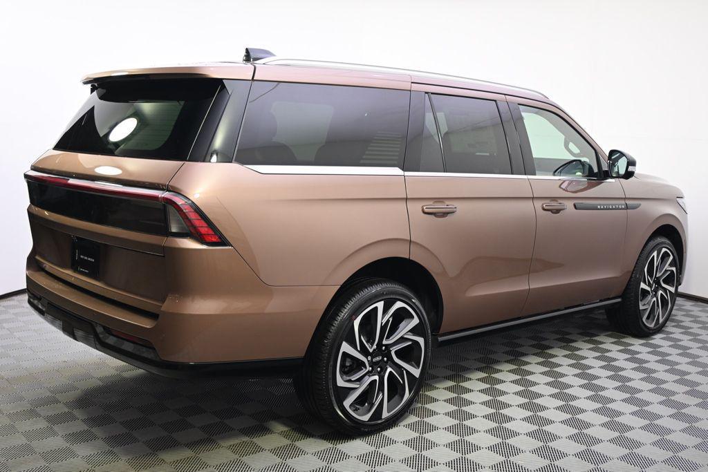 new 2026 Lincoln Navigator car, priced at $128,270