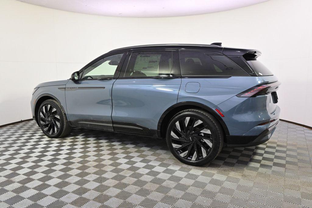 new 2026 Lincoln Nautilus car, priced at $65,426