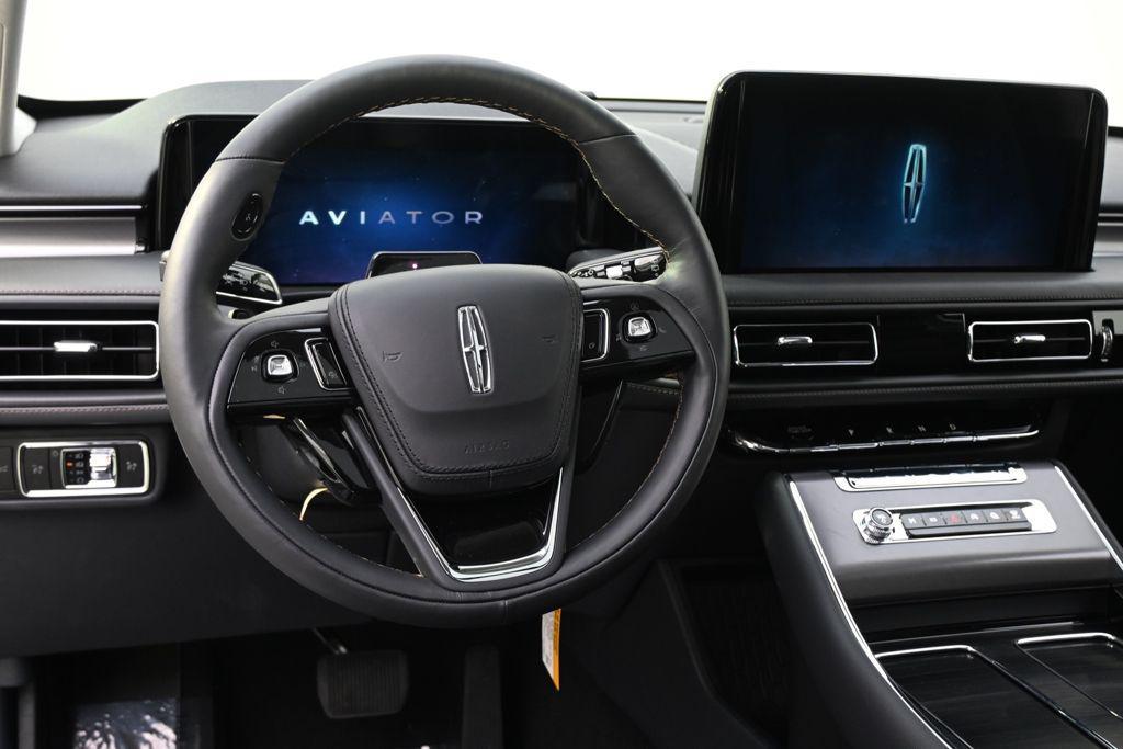 new 2026 Lincoln Aviator car, priced at $61,669