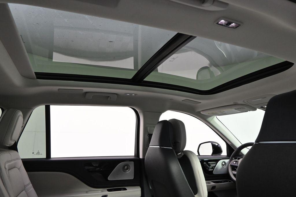 new 2026 Lincoln Aviator car, priced at $75,075
