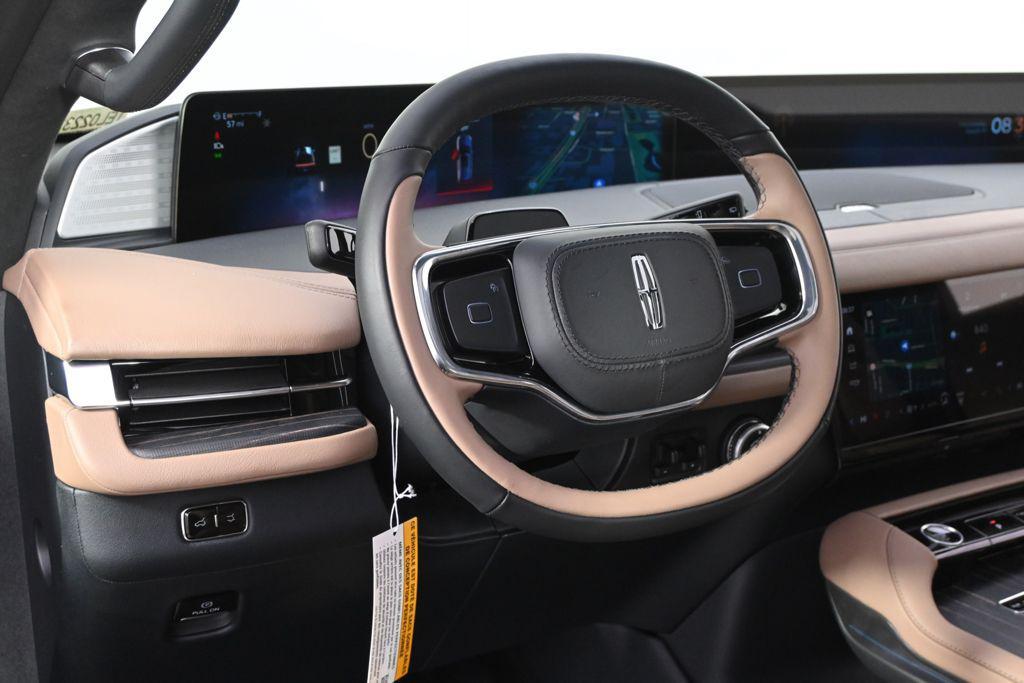 new 2026 Lincoln Navigator car, priced at $126,035