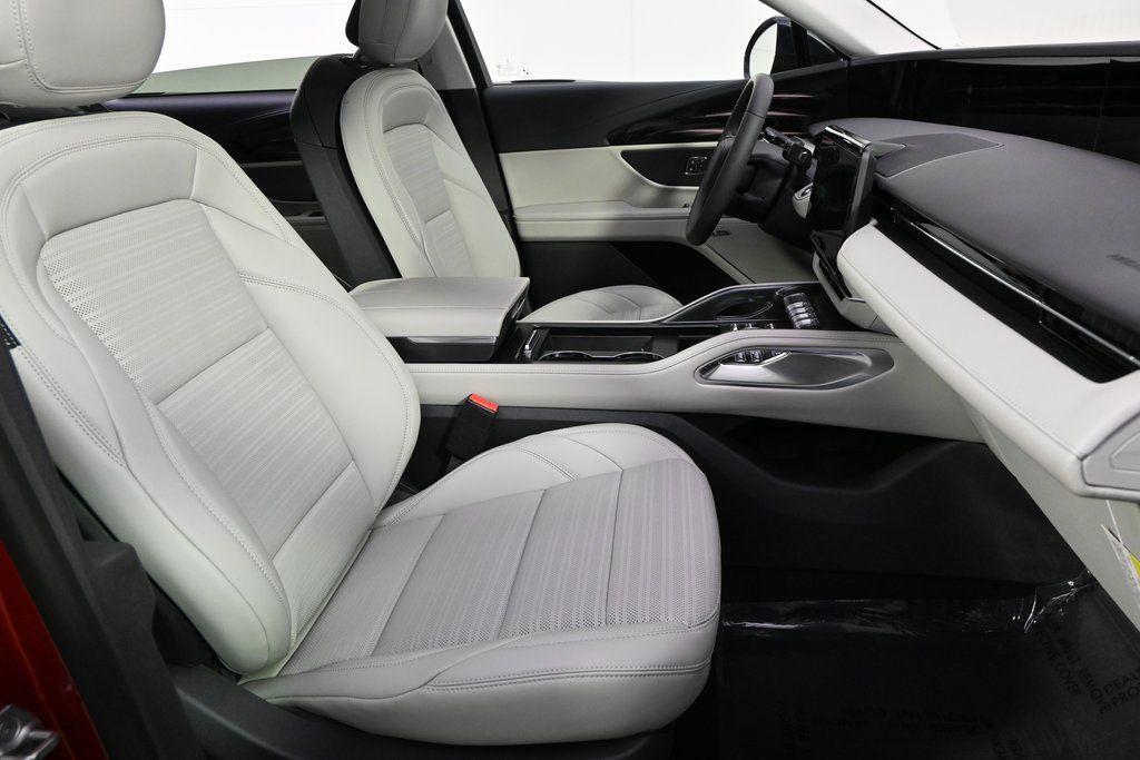 new 2026 Lincoln Nautilus car, priced at $63,511