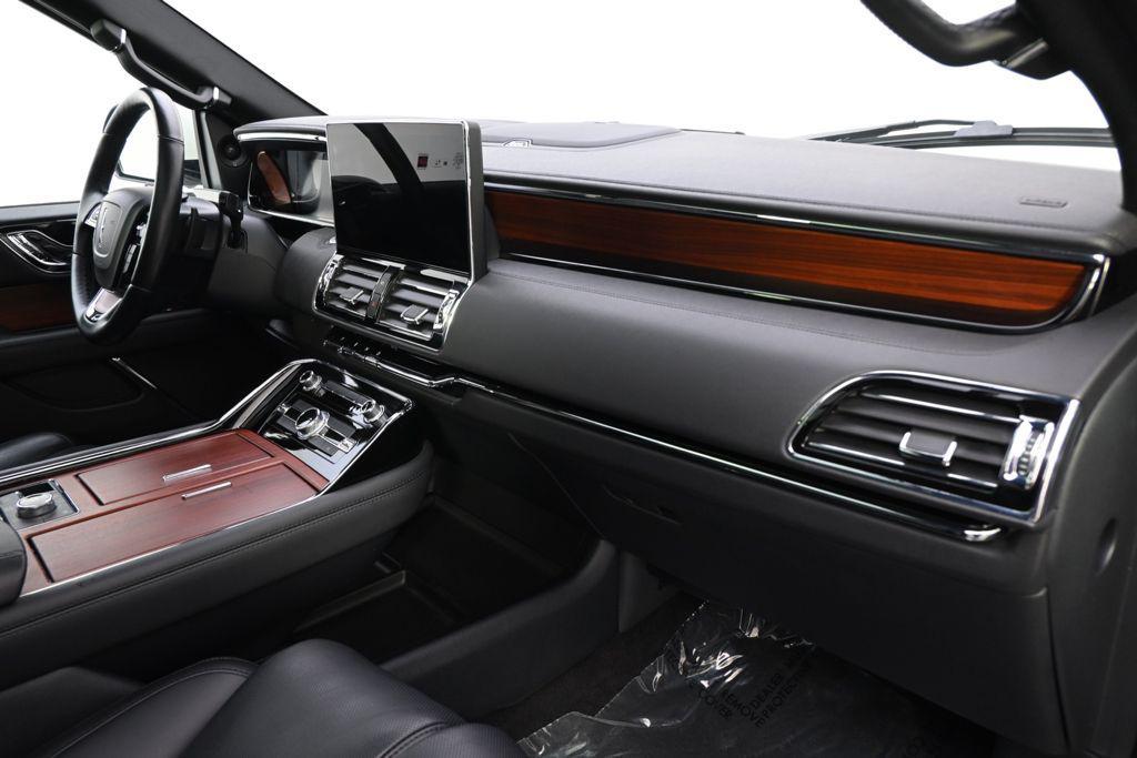 used 2022 Lincoln Navigator car, priced at $62,555