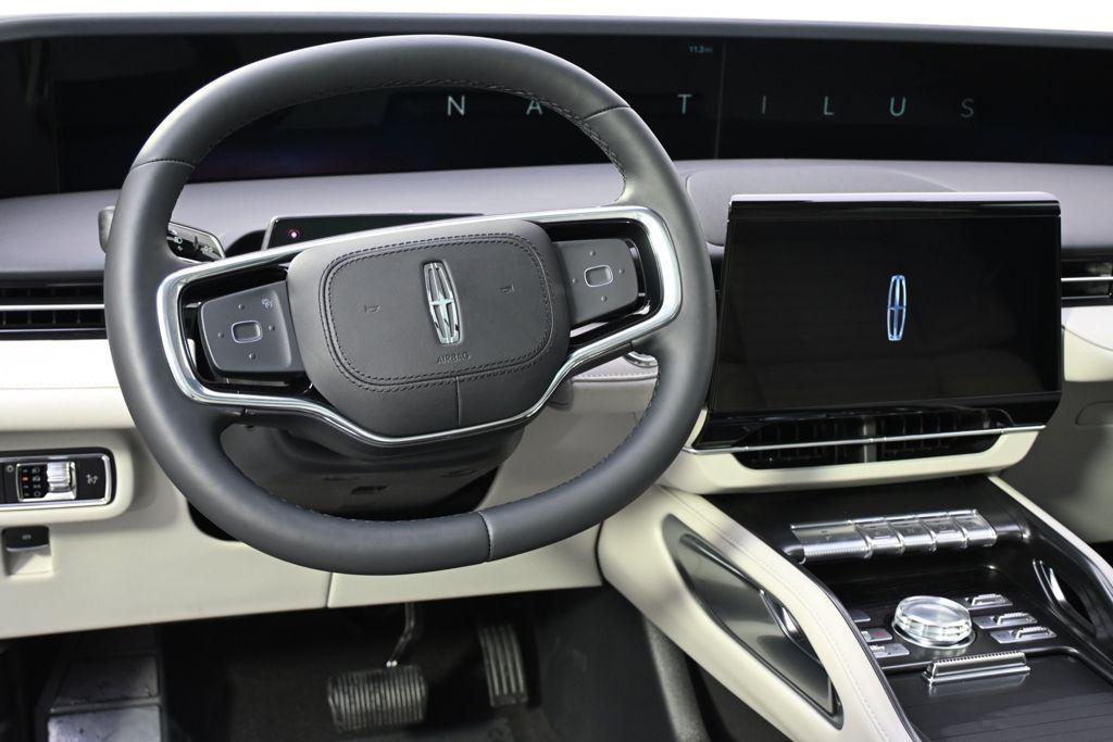new 2026 Lincoln Nautilus car, priced at $67,788