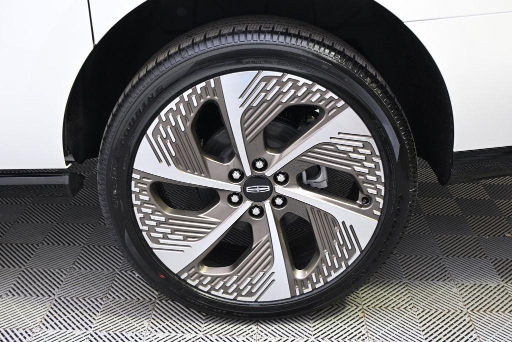 new 2026 Lincoln Navigator car, priced at $129,985