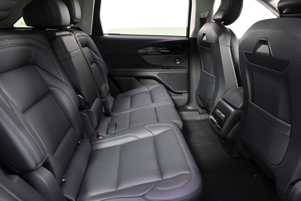 new 2026 Lincoln Nautilus car, priced at $57,460