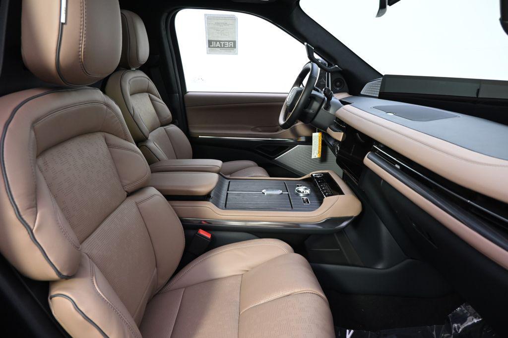 new 2026 Lincoln Navigator car, priced at $125,040