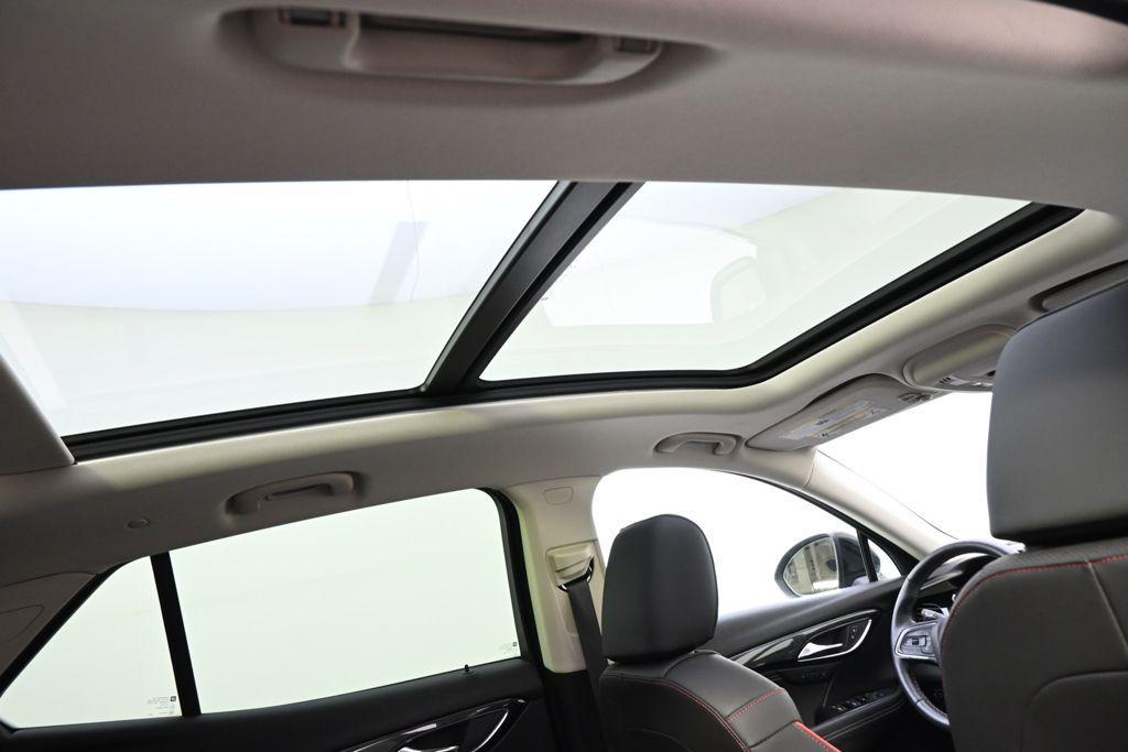 used 2023 Buick Envision car, priced at $25,999